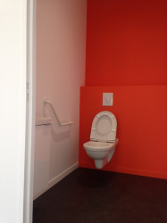 Travaux d'agencement pour création d'une salle de bain fonctionnelle et esthétique  